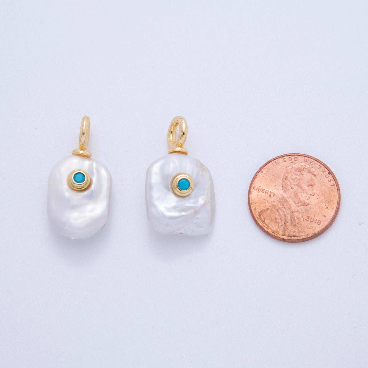 Freshwater Island Drop Pearl Charm w turquoise