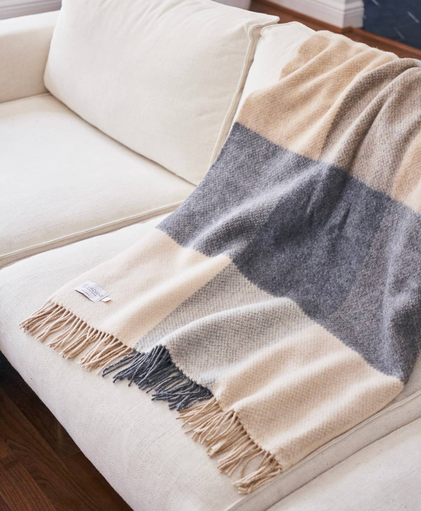 Cashmere & Wool Handwoven Throw Blanket