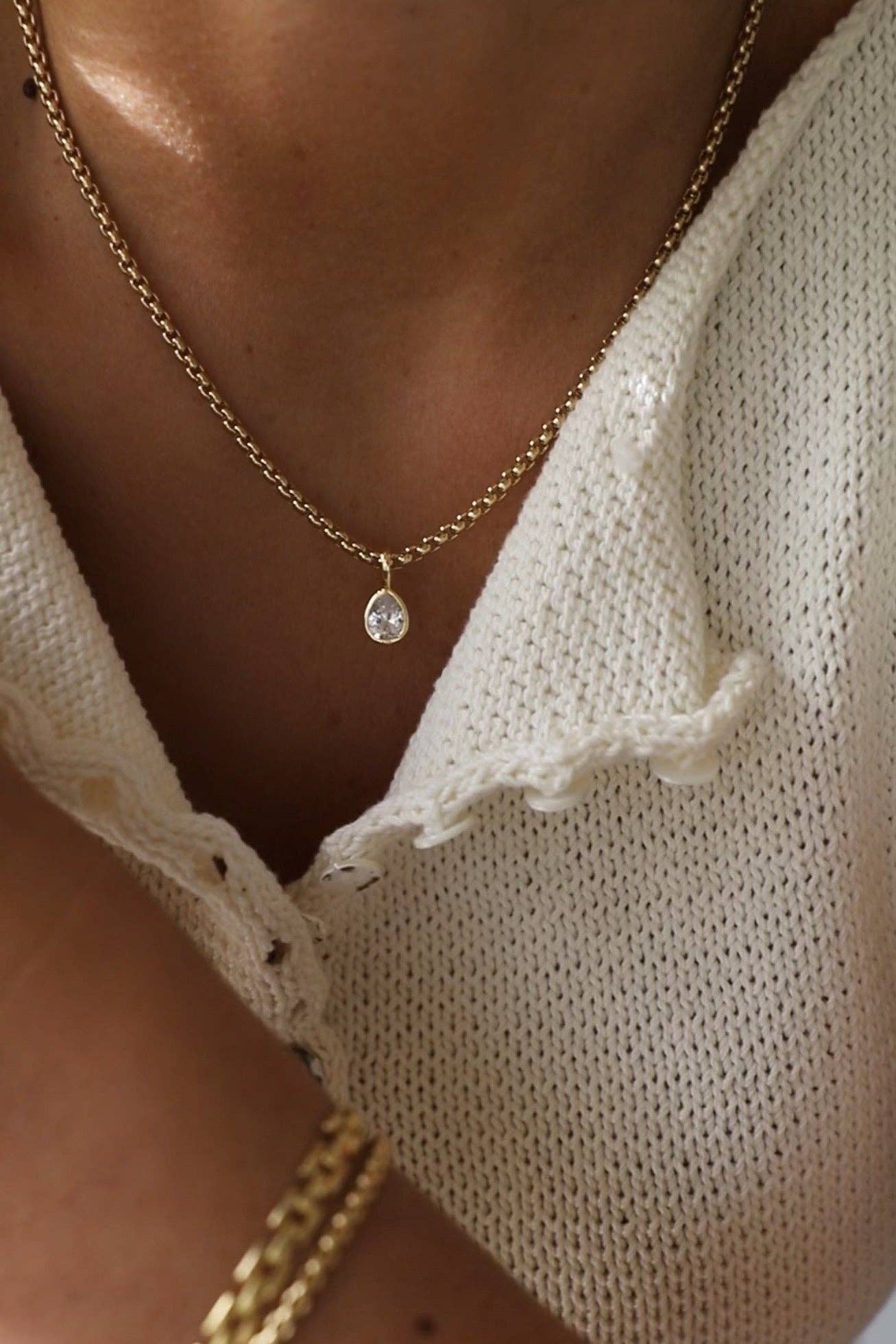 Sloane Chain & Pendant Necklace