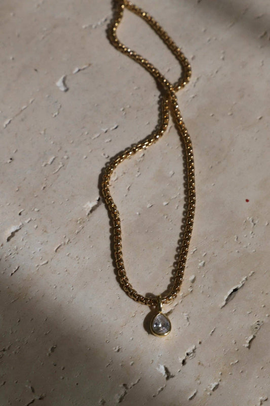 Sloane Chain & Pendant Necklace