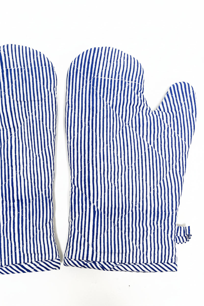Uneven Stripe Blue Oven Mitt