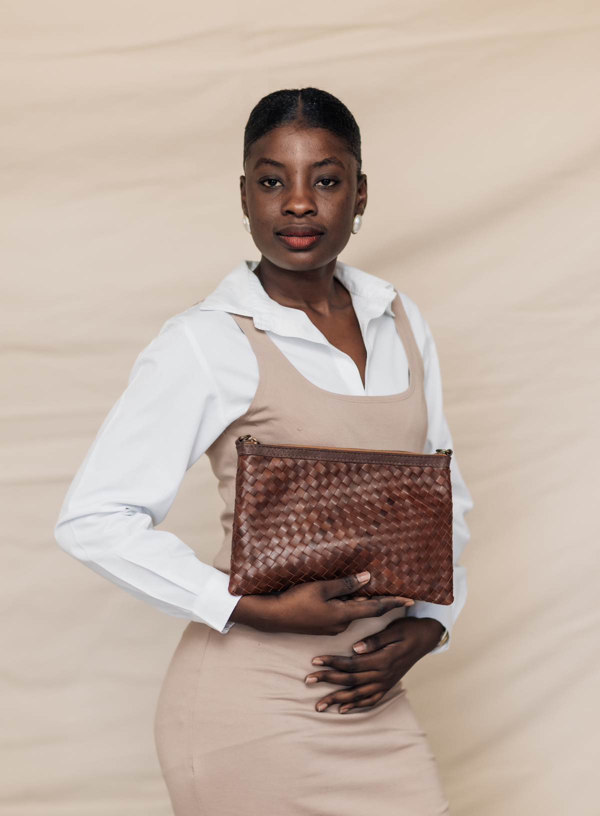 Woven Leather Crossbody Clutch: Mahogany