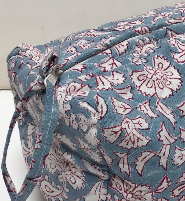 Julia Medium Toiletry Bag