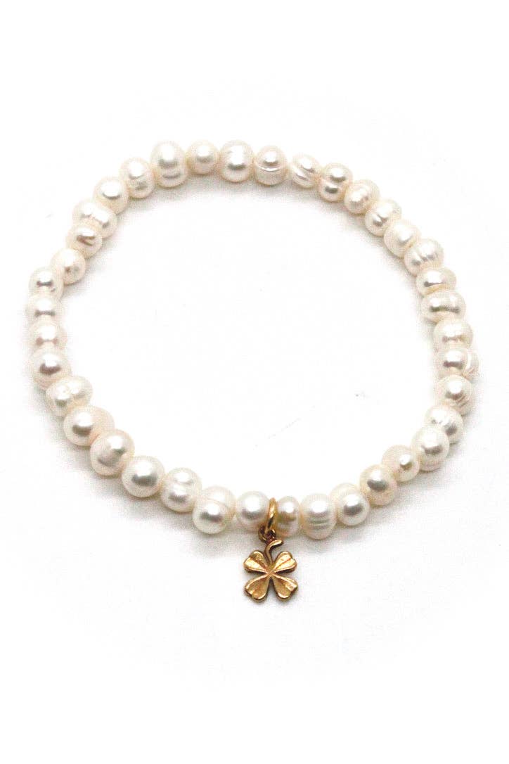 Freshwater Pearl Bracelet with Shamrock