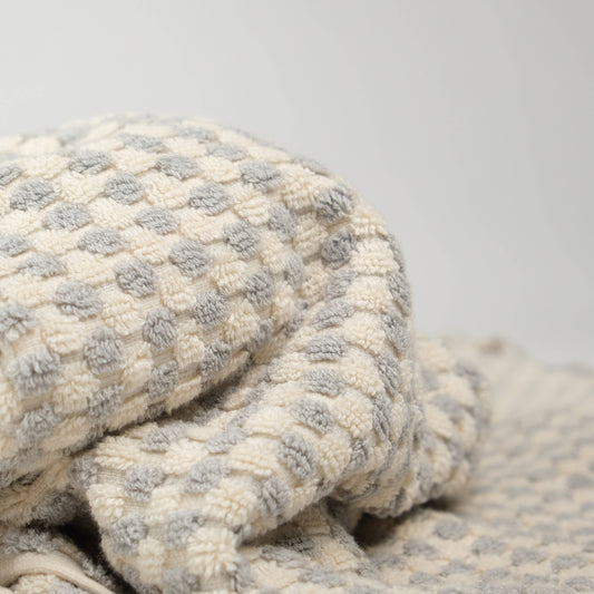 Pom Pom Towel