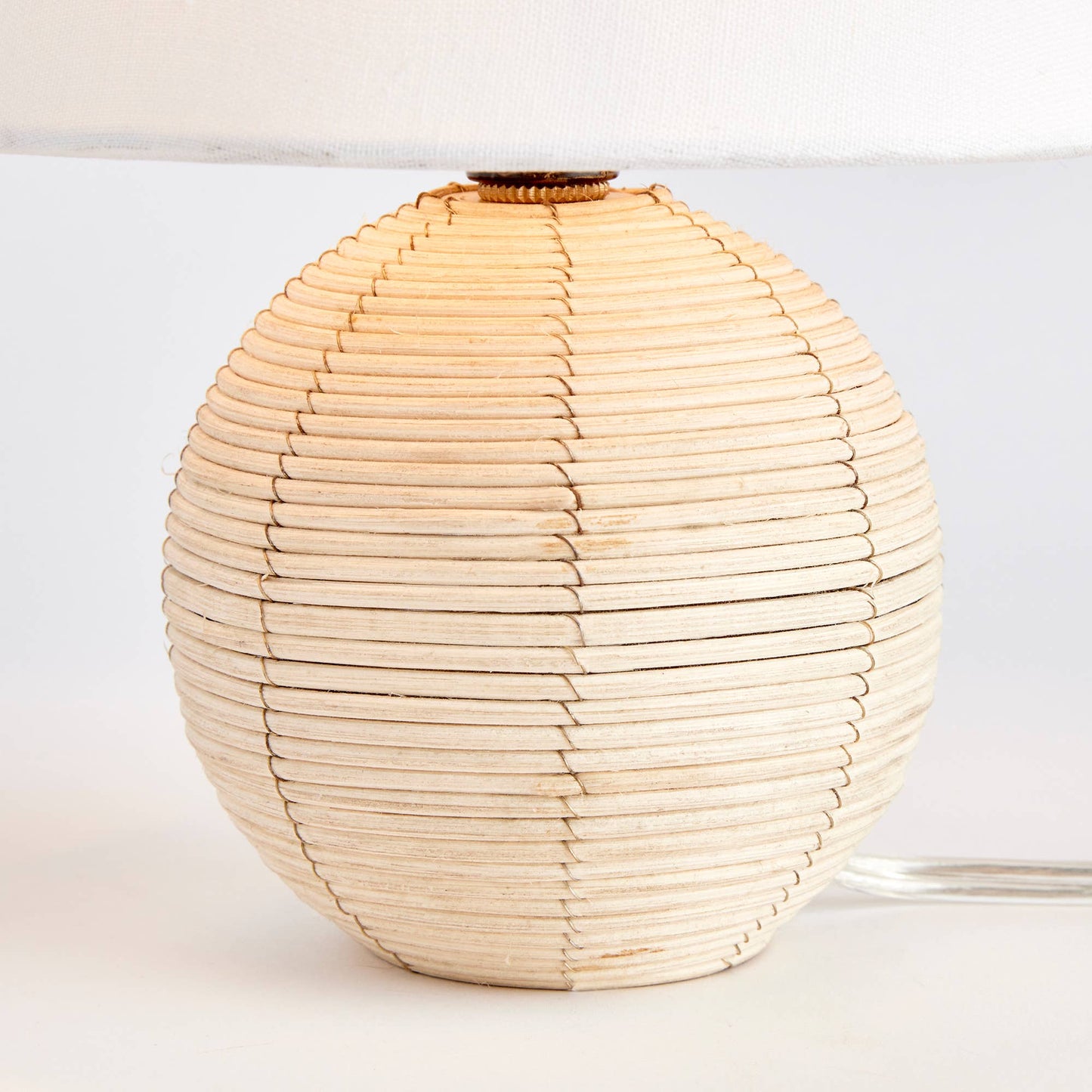 Maye Rattan Mini Lamp