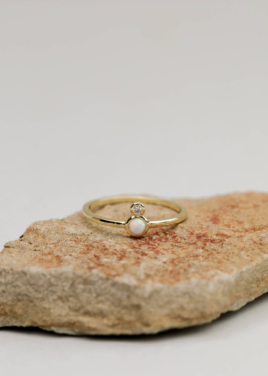 Gold Ring Opal Infinity