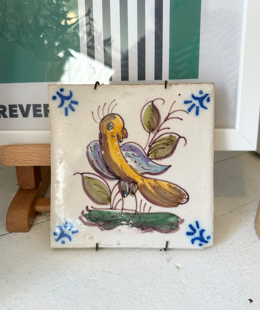 Portuguese tile with bird/animal design