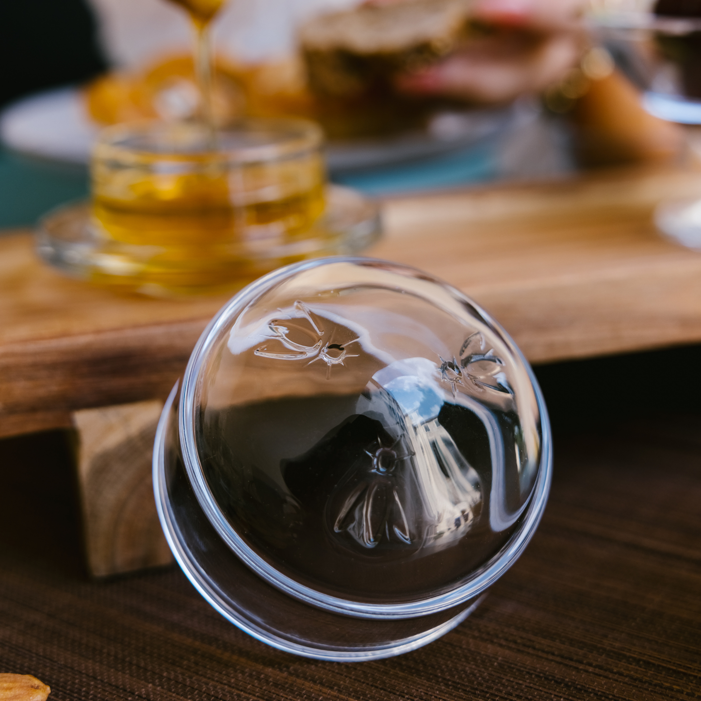 Glass Bee Dish Set