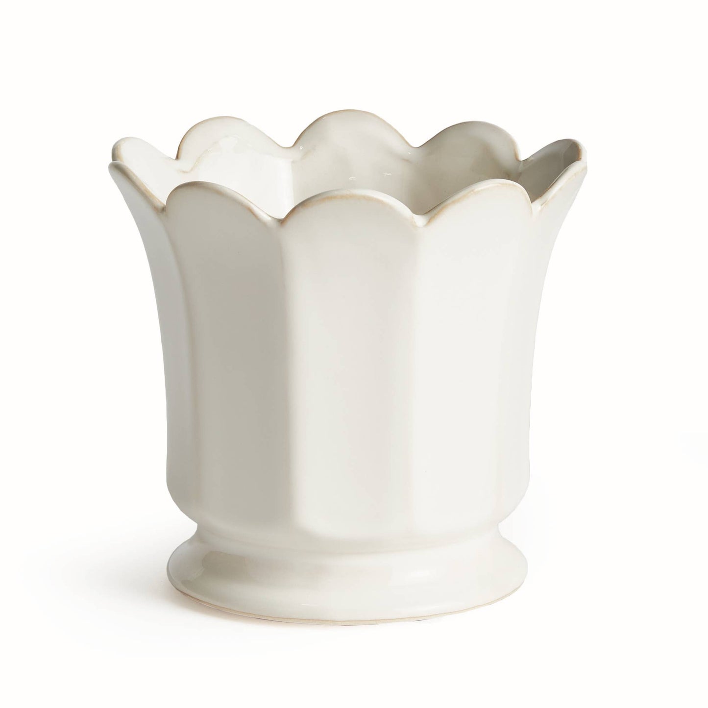 Maline Footed Pot